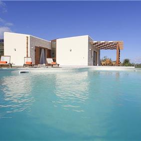 2 bedroom villa with pool and jacuzzi in Scopello, sleeps 6